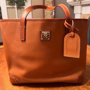 Dooney and Bourke Pebble Grain Charleston Shopper excellent condition